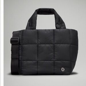 lululemon quilted grid crossbody bag